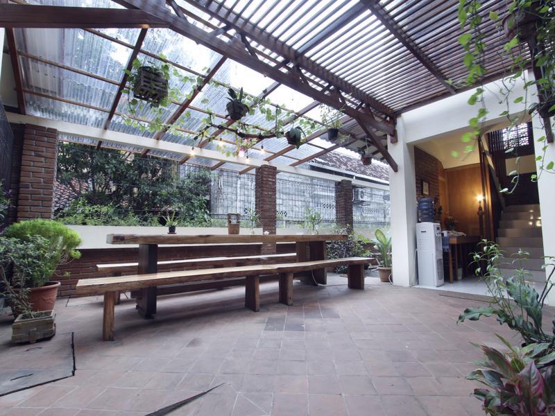 De Hostel Yogyakarta Ngoại thất bức ảnh
