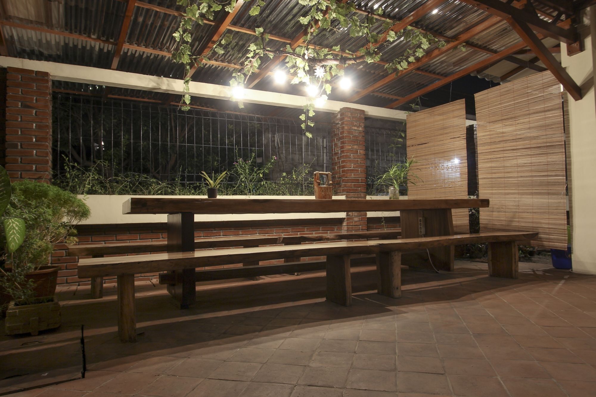 De Hostel Yogyakarta Ngoại thất bức ảnh